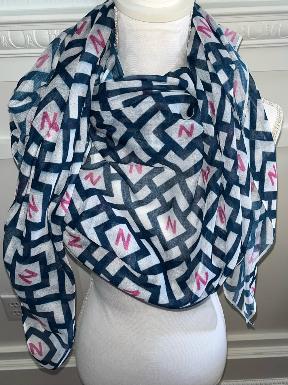 thirty-one Navy, White & Pink Geometric Pattern Scarf